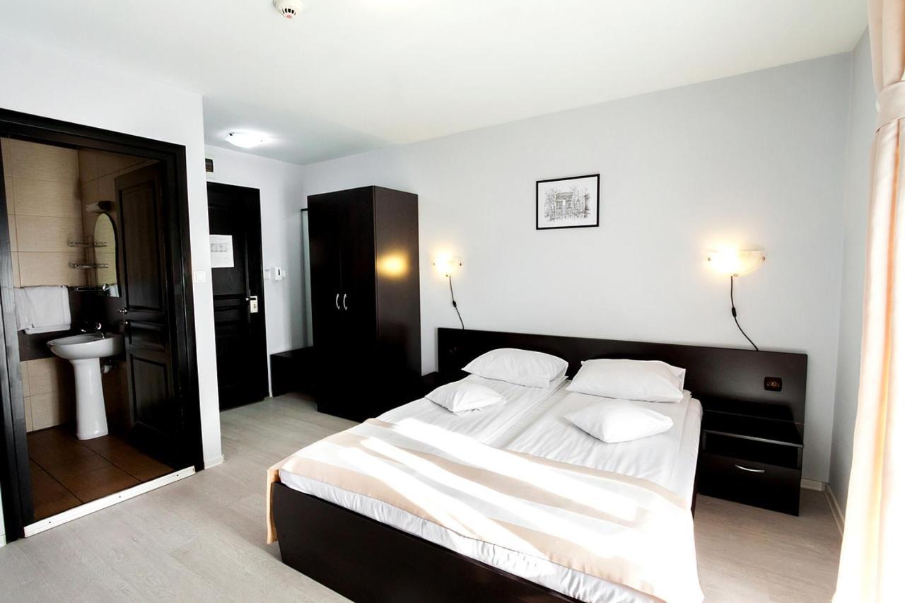 Astoria Hotel & Restaurant Георгени Экстерьер фото