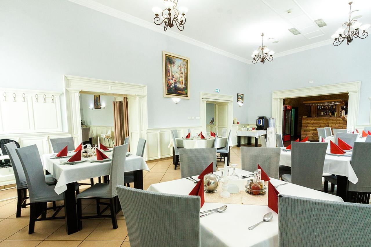 Astoria Hotel & Restaurant Георгени Экстерьер фото